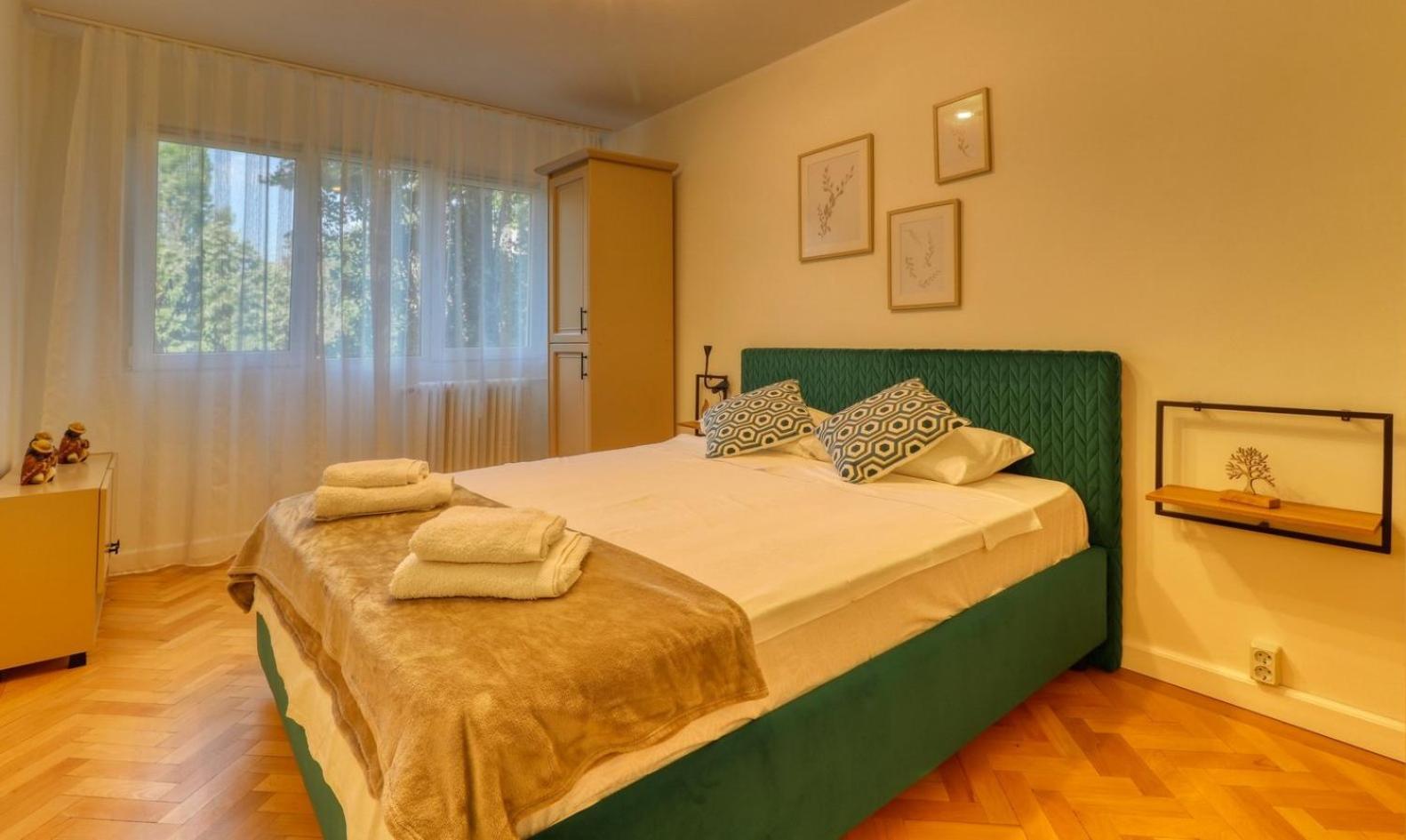 Quito Apartment - Stylish & Quiet Бухарест Экстерьер фото